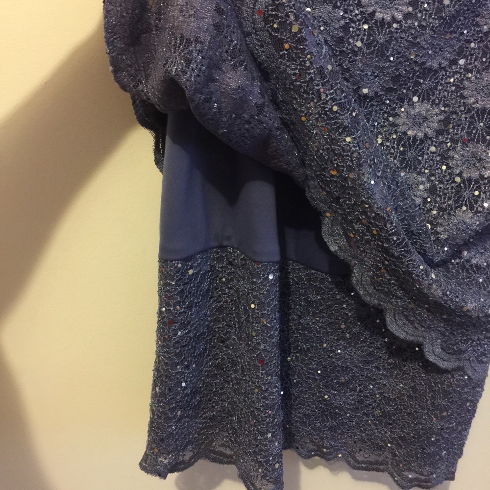 Beautiful sparkly dress - Picture 3 of 4